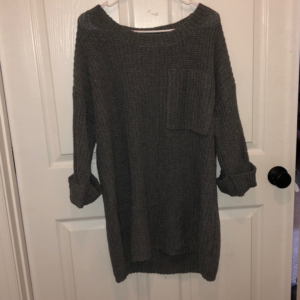 Oversized grey sweater. worn once